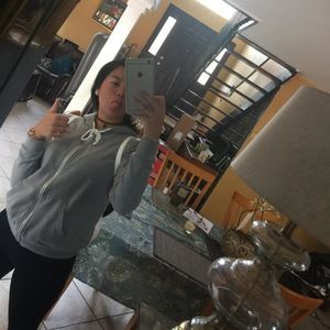 Meet your Posher, Ceci